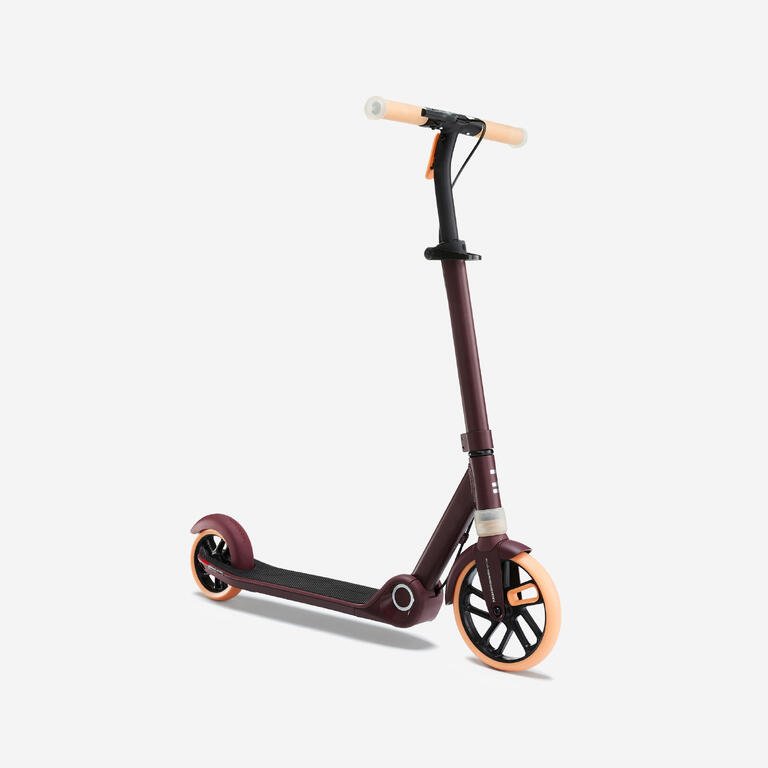 Scooter M900 - Burgundy/Orange Accents